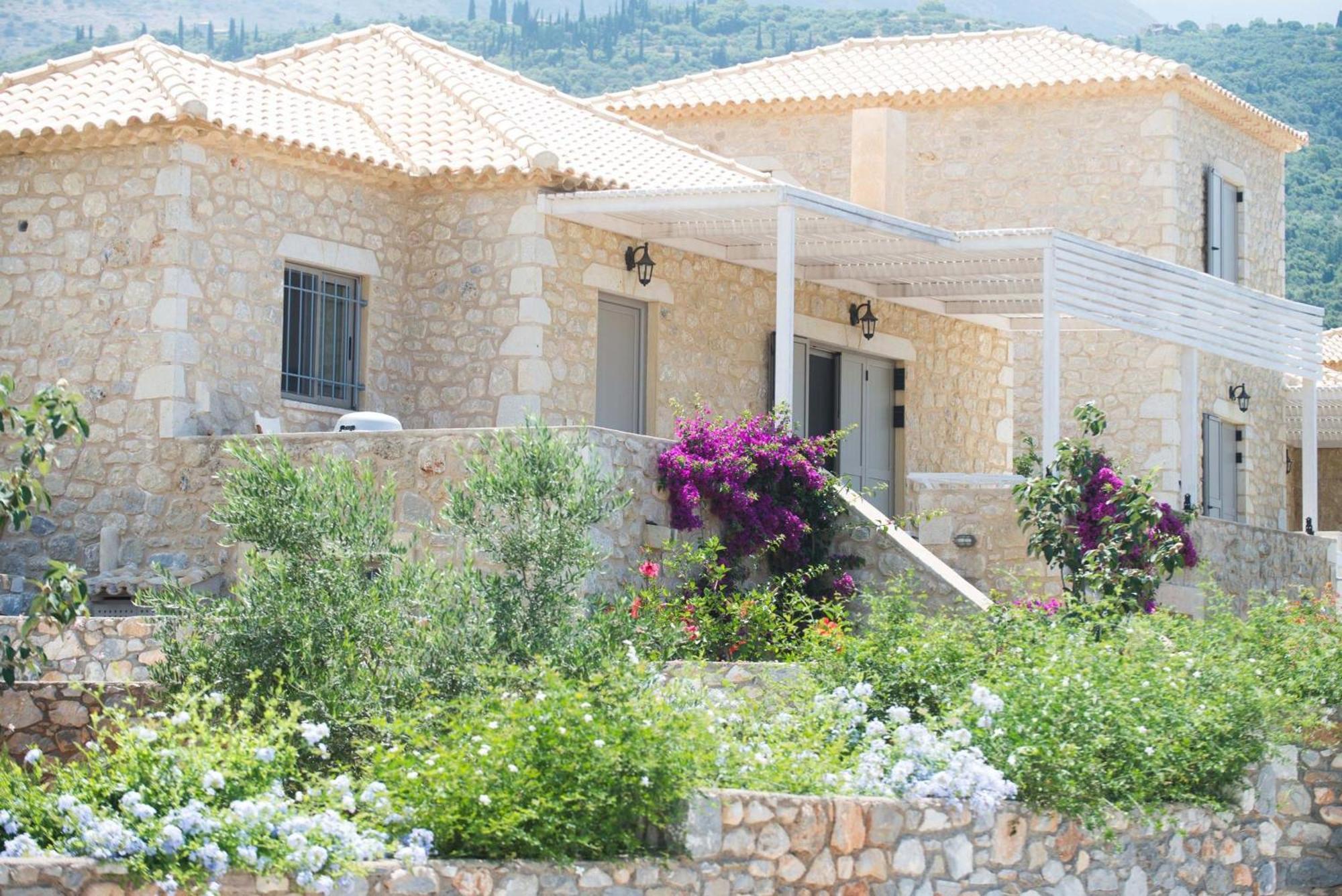 Poliana Estate Villas Riglia Eksteriør bilde